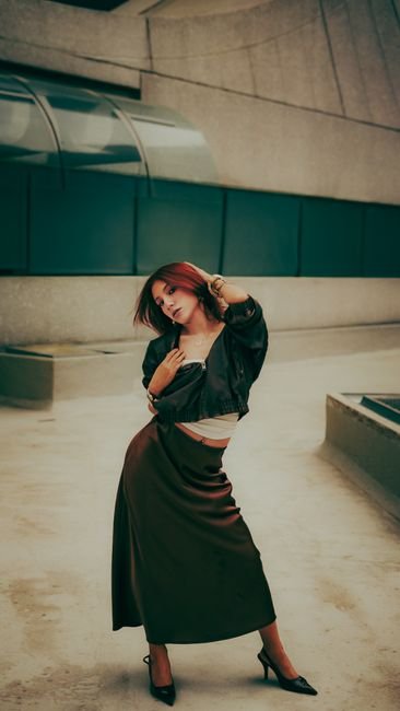 Attitude pose DP #8