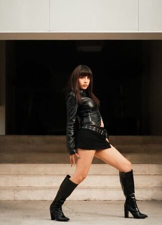 Attitude pose DP #12