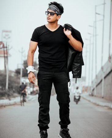 Attitude pose DP #14