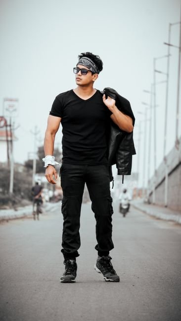 Attitude pose DP #14