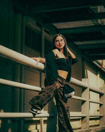 Attitude pose DP #16