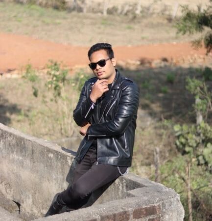 Attitude pose DP #2