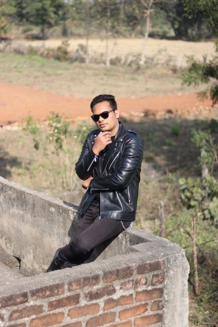Attitude pose DP #2